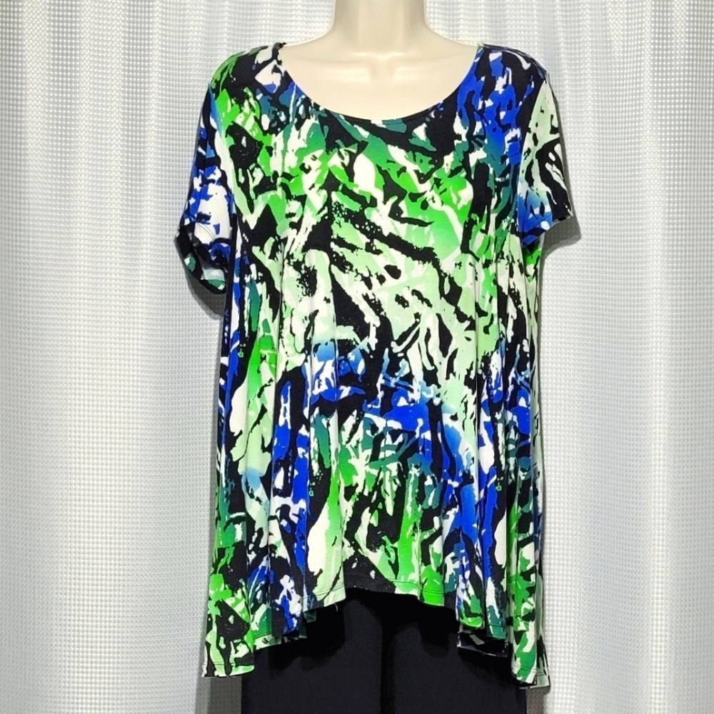 Dana Buchman Splash of Color Short Sleeve Jersey (L)